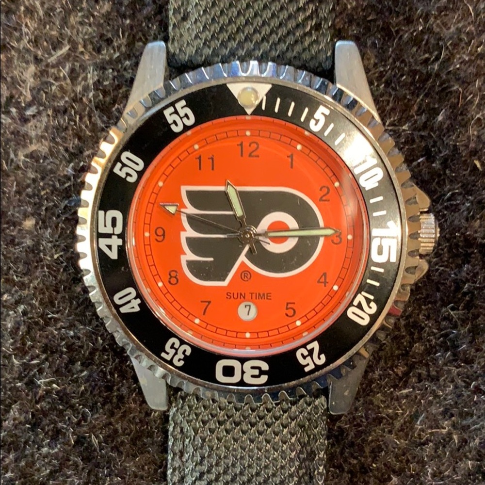 Flyers Watch